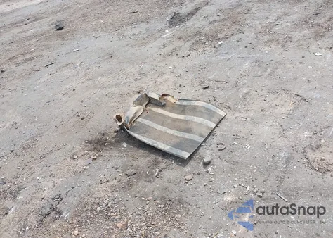 2023 Toyota Corolla Cross Hybrid S z USA, uszkodzony, nr VIN 7MUFBABG6PV005429